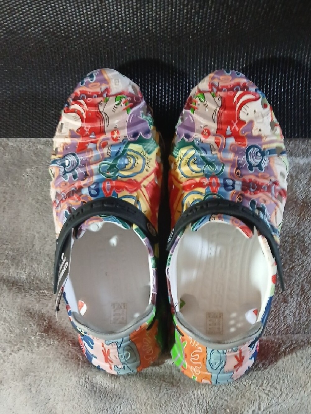 NWT CROSSKIX 2.0 Colorful Graphic Slip-On Closed Toe Water Shoe